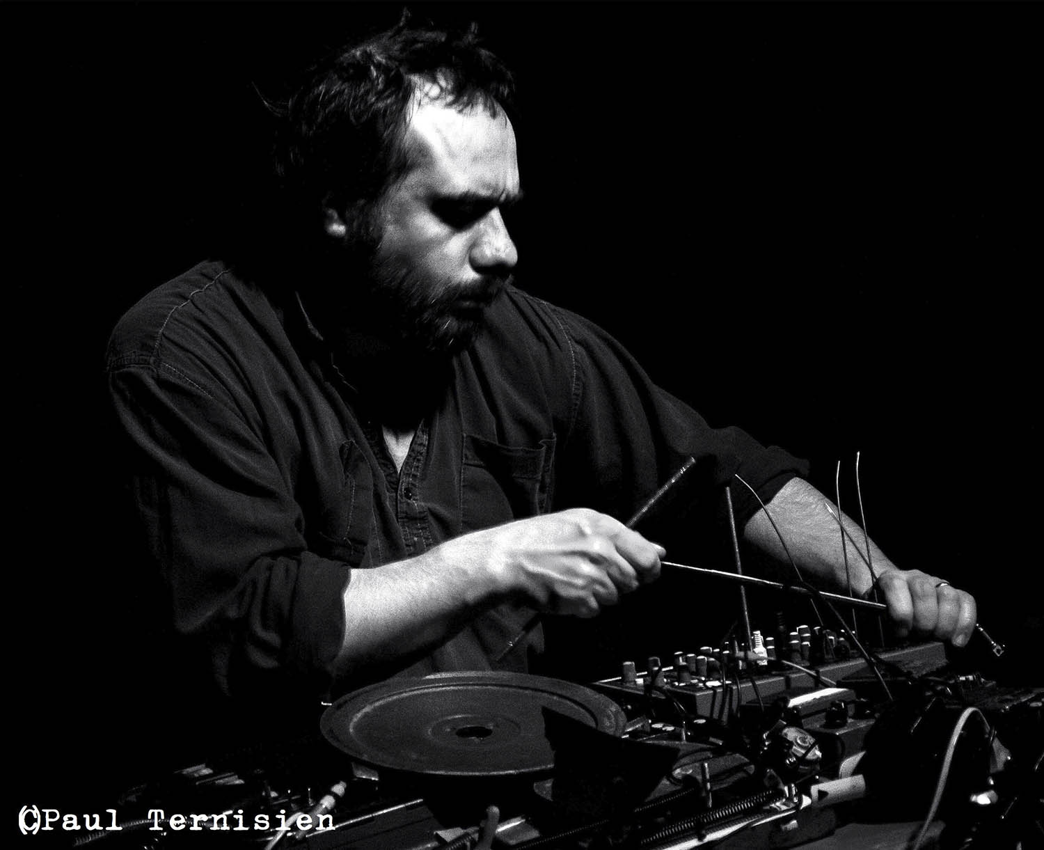 Arnaud Rivière en live - photo signée Paul Ternisien
